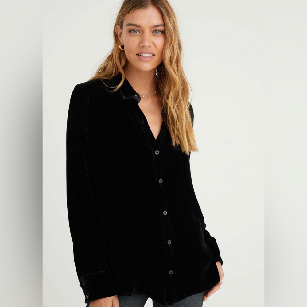 Bella dahl velvet button down- NWT